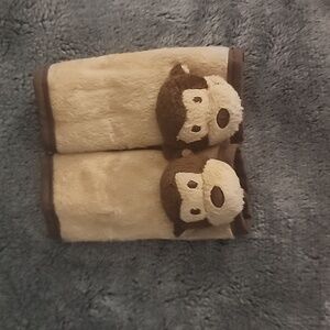 Eddie Bauer tan and brown animal (monkey) car seat strap covers